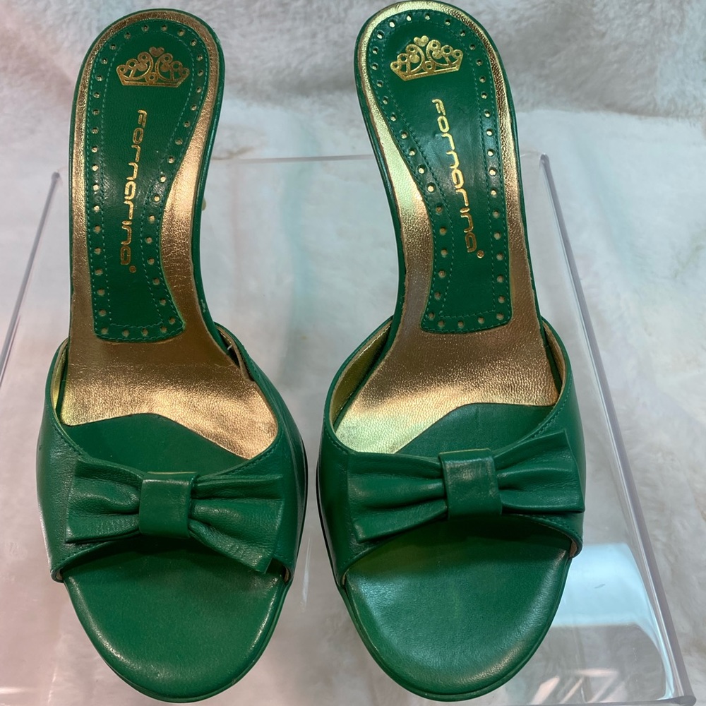 Fornarino Italian made green sandals